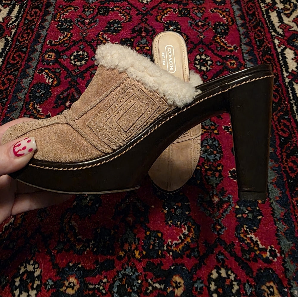 COACH - Suede Leather Faux Fur Clog Heels - Perfect For Winter! - Picture 3 of 7